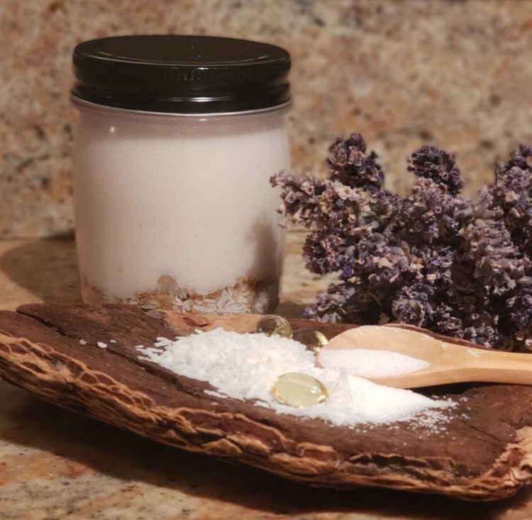 Guide for Making Homemade Sugar and Coconut Body Scrub Homemade Coconut and Sugar Body Scrub with Natural and Raw Ingredients shown like Vitamin E, Coconut Oil, Sugar and Coconut